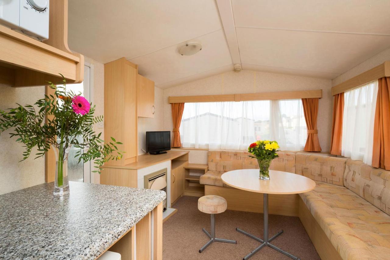 Whitecliff Bay Holiday Park Bembridge Exterior photo