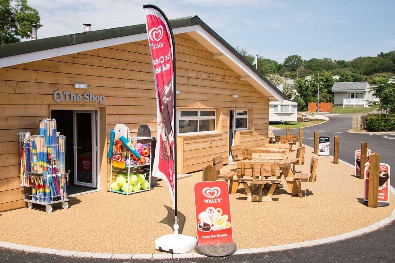 Whitecliff Bay Holiday Park Bembridge Exterior photo
