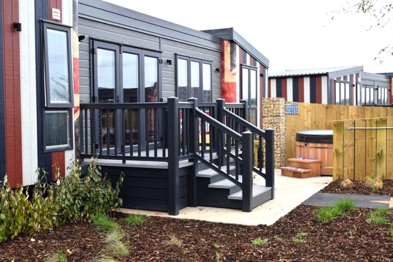 Whitecliff Bay Holiday Park Bembridge Exterior photo